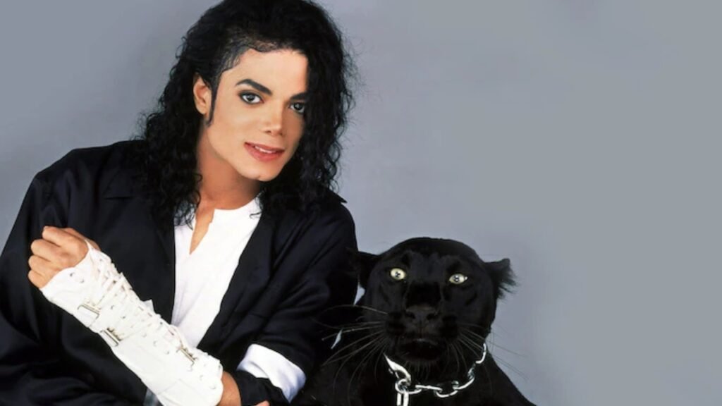 Michael Jackson Full Biography: Age, Born,