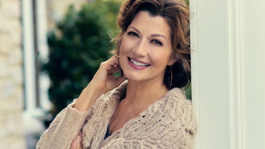 Singer Amy Grant Biography